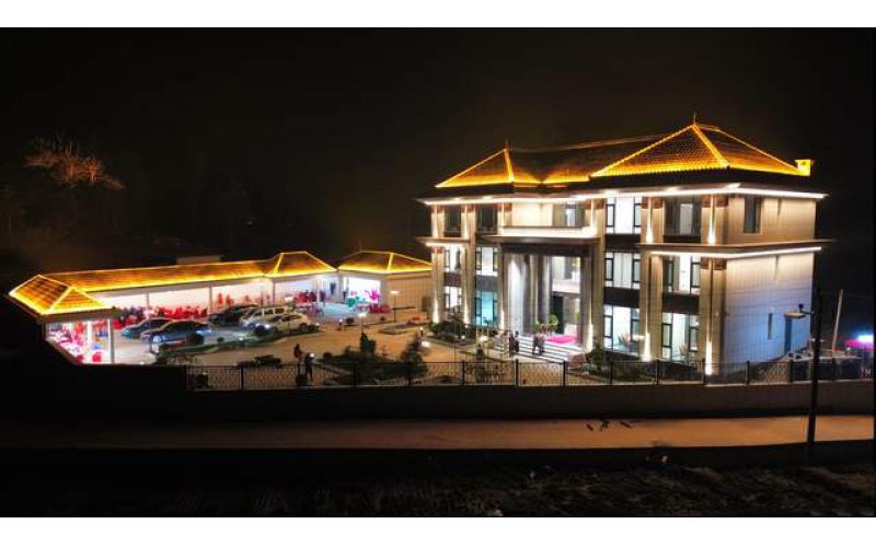 &zwj;光影筑家：別墅燈光亮化工程，點(diǎn)亮庭院與建筑的詩意夜境